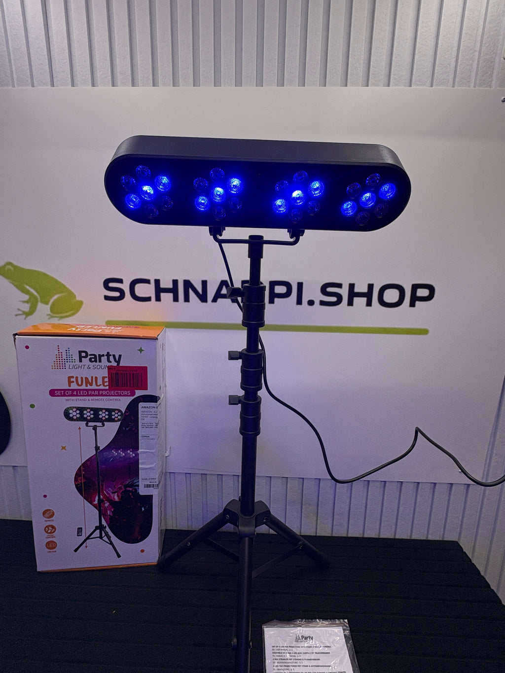FUNLED - Lichtshow mit 4 Effekten auf Teleskopstativ