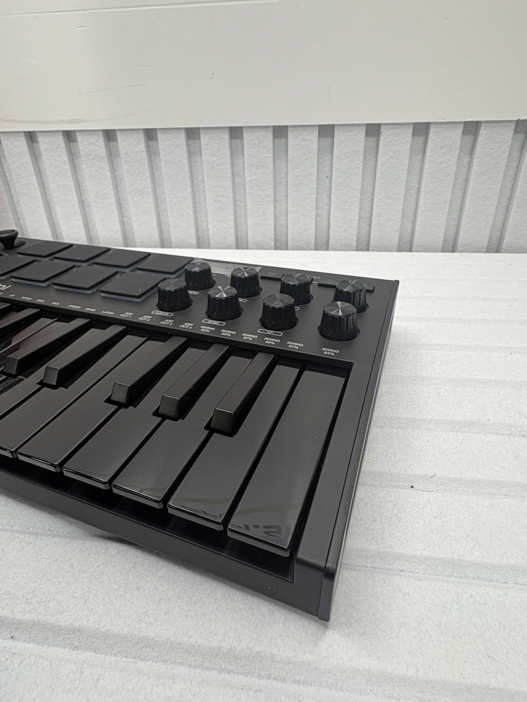 AKAI Professional MPK Mini MK2 MIDI Keyboard