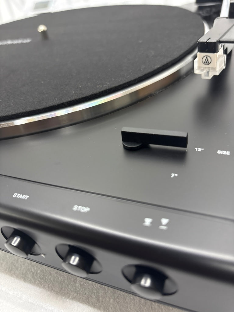 Audio-Technica LP60XBTBK Vollautomatischer Stereo-Plattenspieler