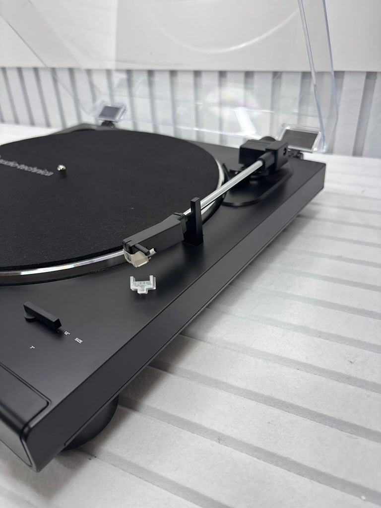 Audio-Technica LP60XBTBK Vollautomatischer Stereo-Plattenspieler