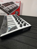 Akai Professional MPK Mini MK3 - USB MIDI Keyboard Controller Limited Edition White