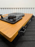Majestic TT 53 Plattenspieler Vintage 33/45/78 Umdrehungen, kabelloses Audio, USB-Eingang, eingebaute Lautsprecher