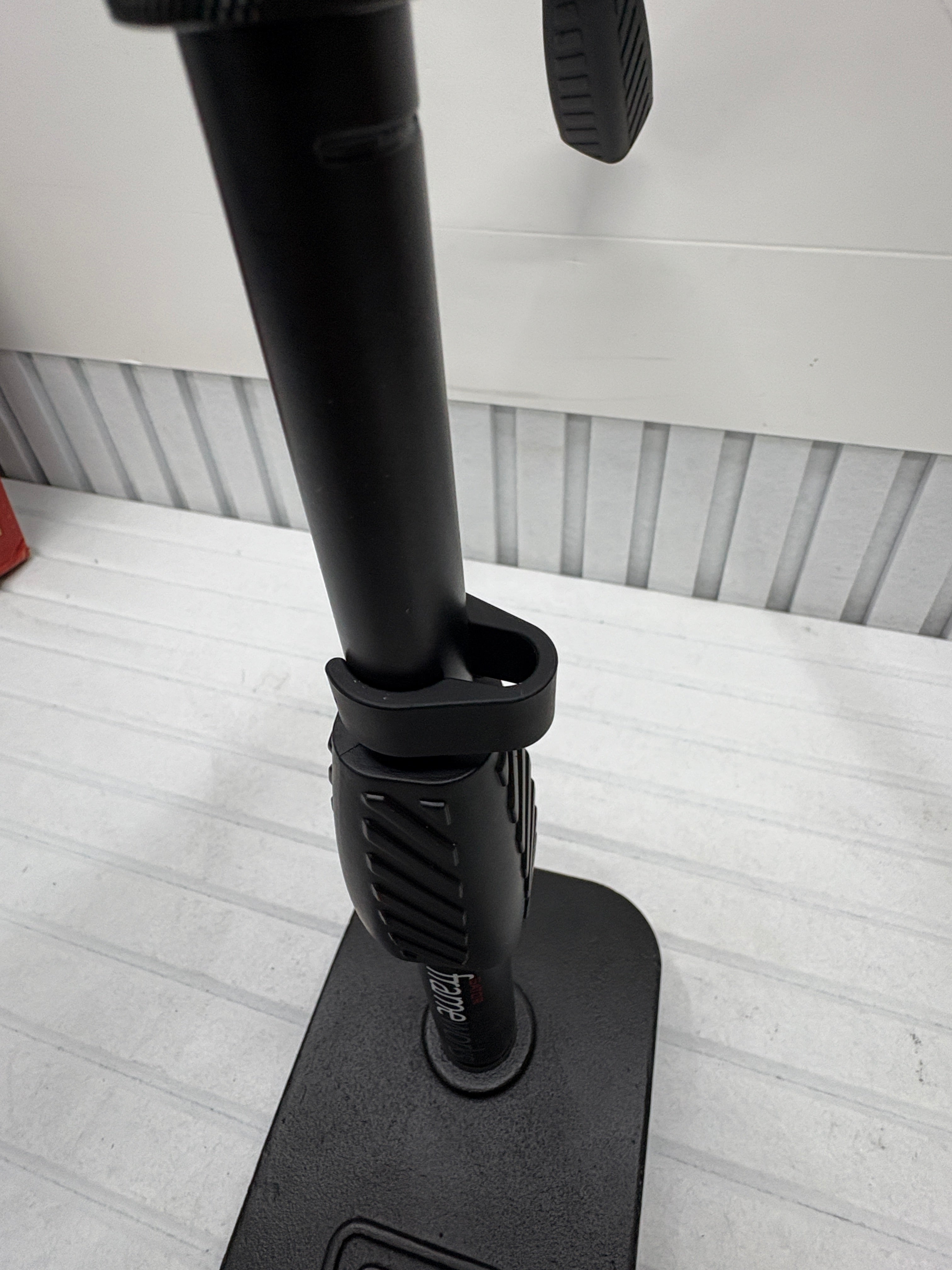 Gator Frameworks GFW-MIC-0821 Mikrofonstativ