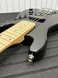 3rd Avenue E-Gitarre 1/4-Größe, Junior-Gitarre Schwarz Tasche, Plektren und Gurt 5w Verstärker