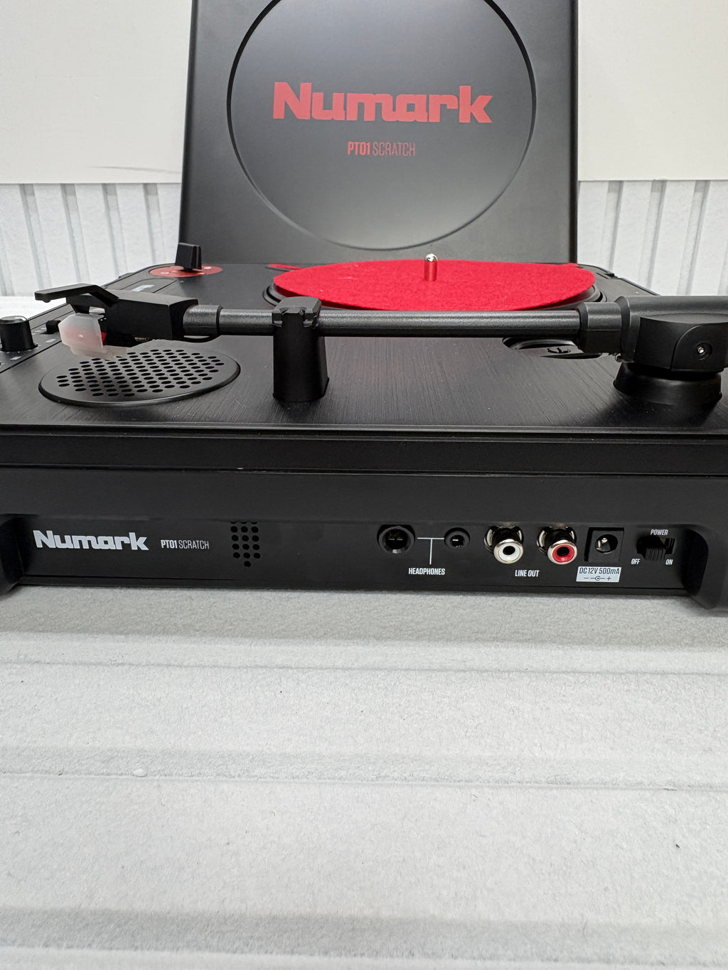 Numark PT01 Scratch – Portabler DJ Plattenspieler