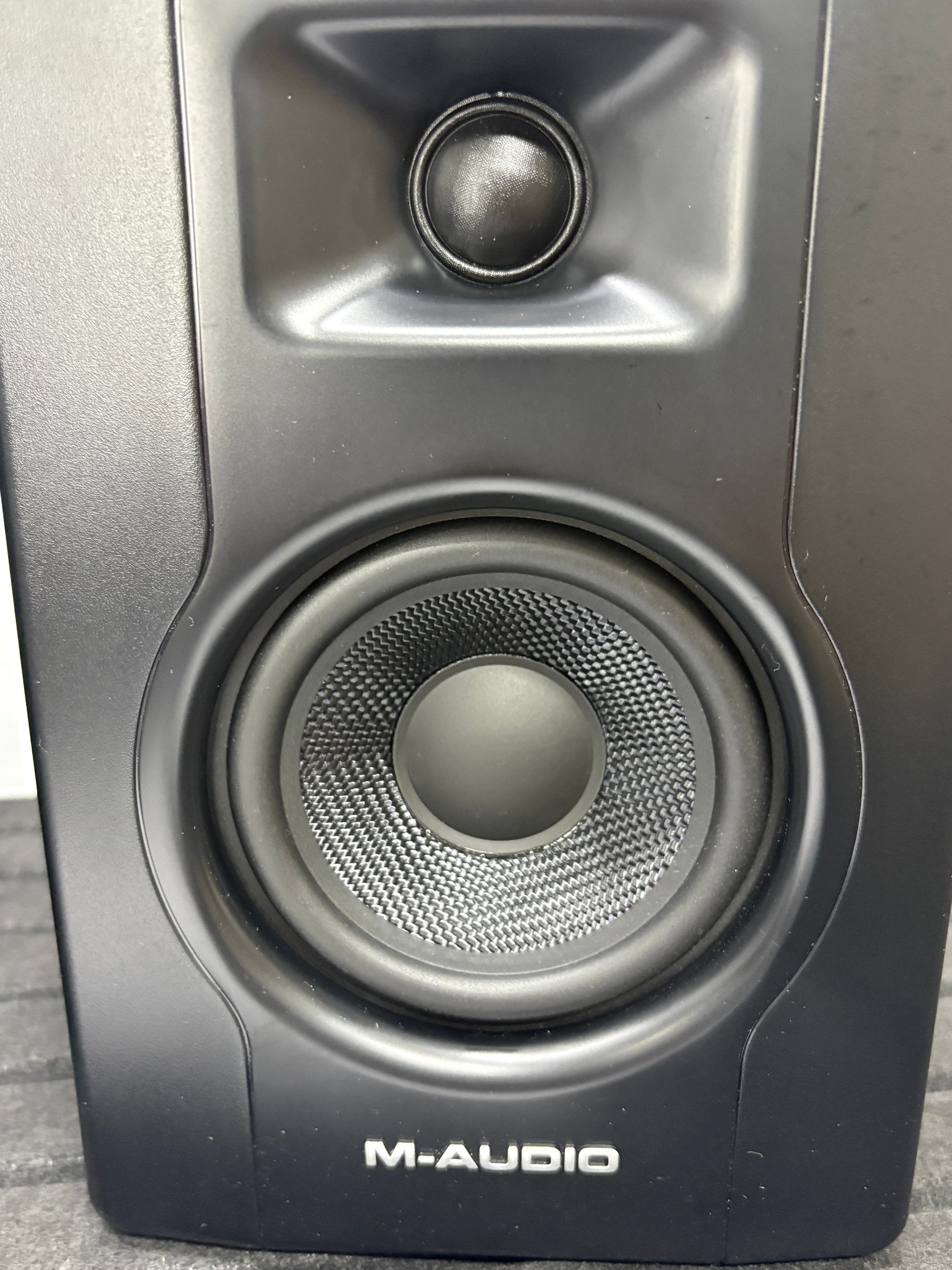 M-Audio BX4 4,5" Multimedia Reference Monitore