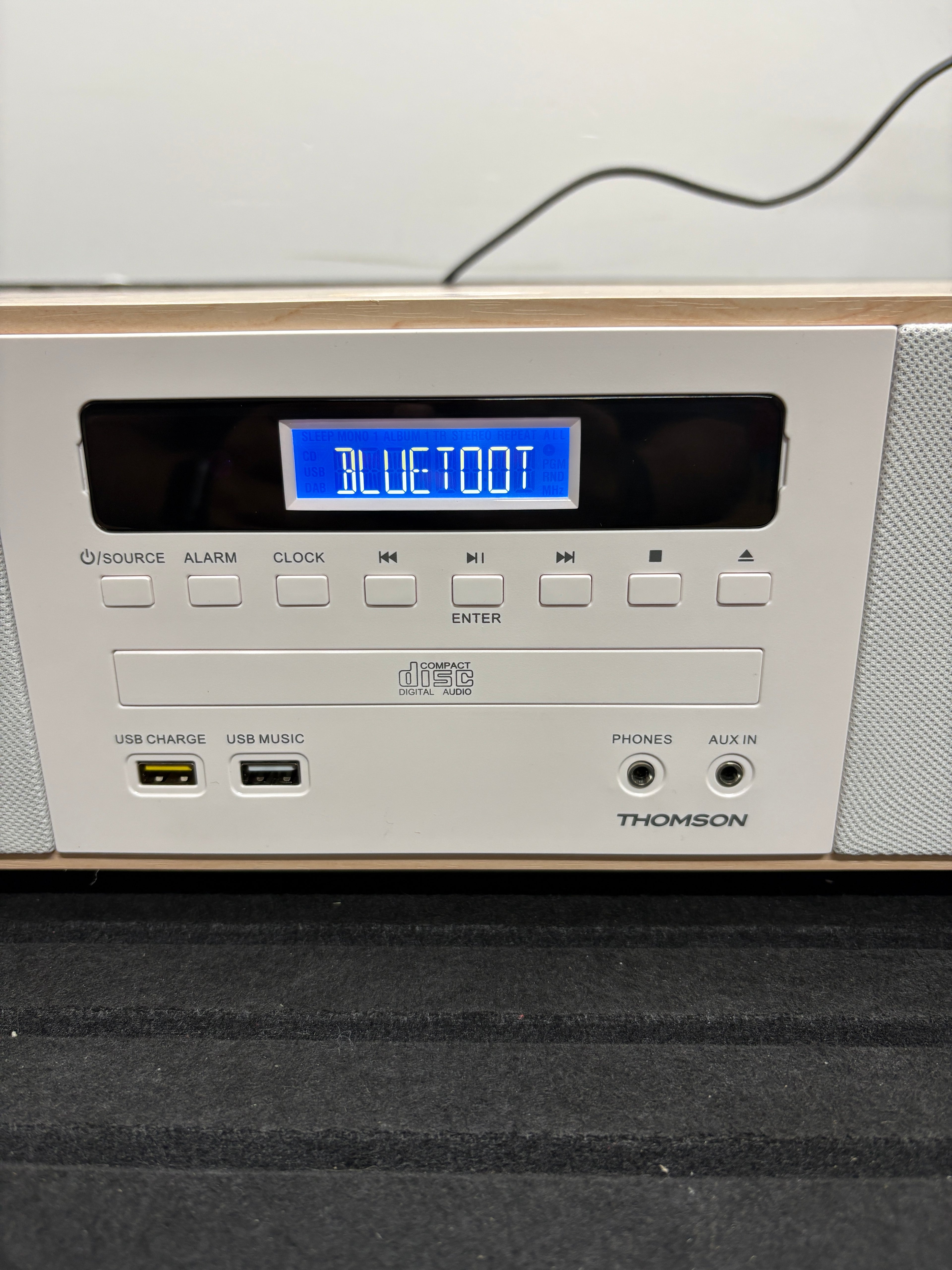 Thomson Micro Anlage CD/MP3/USB FM BT MIC201IBT