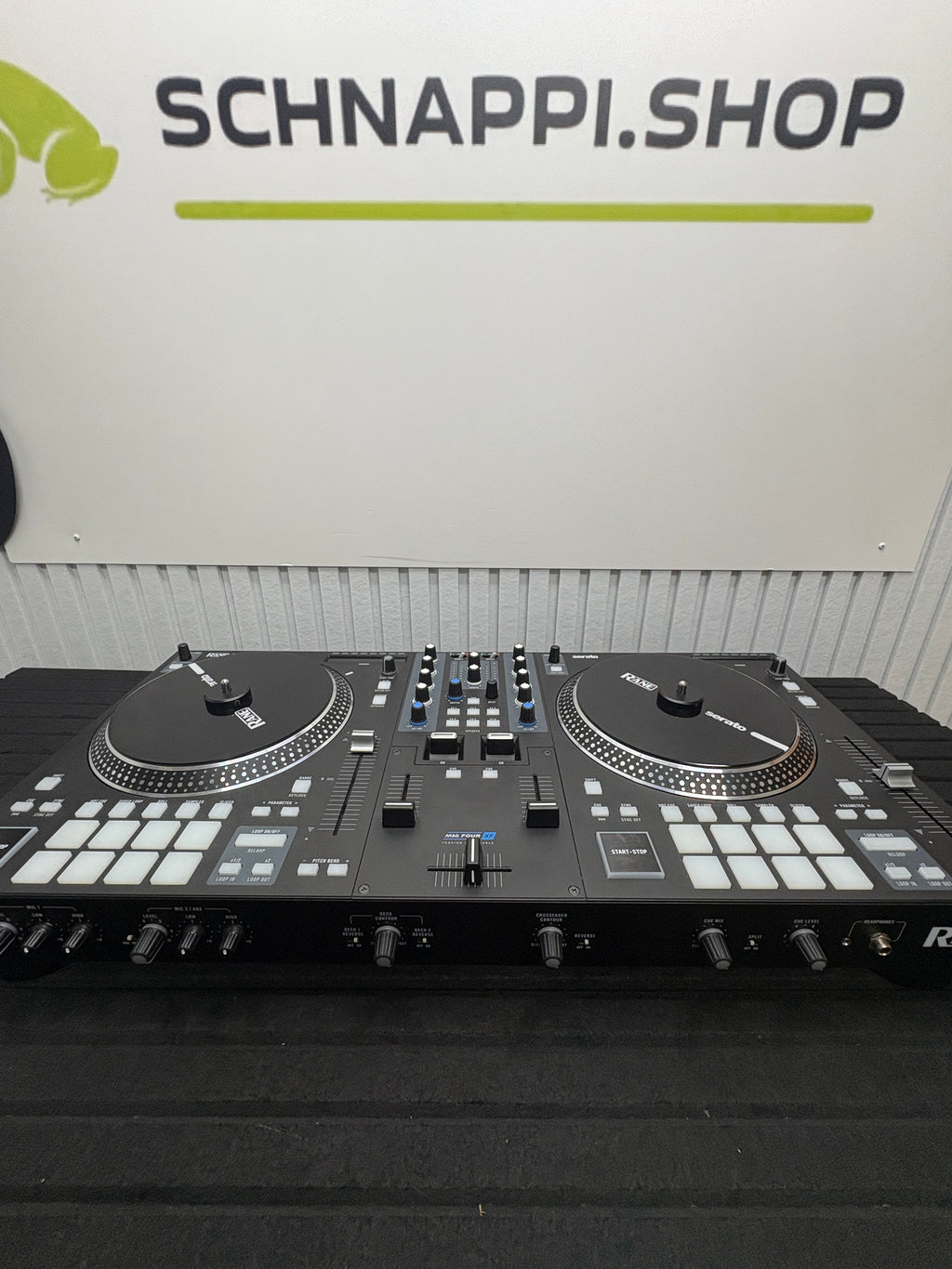 RANE ONE, DJ-Controller für Serato DJ