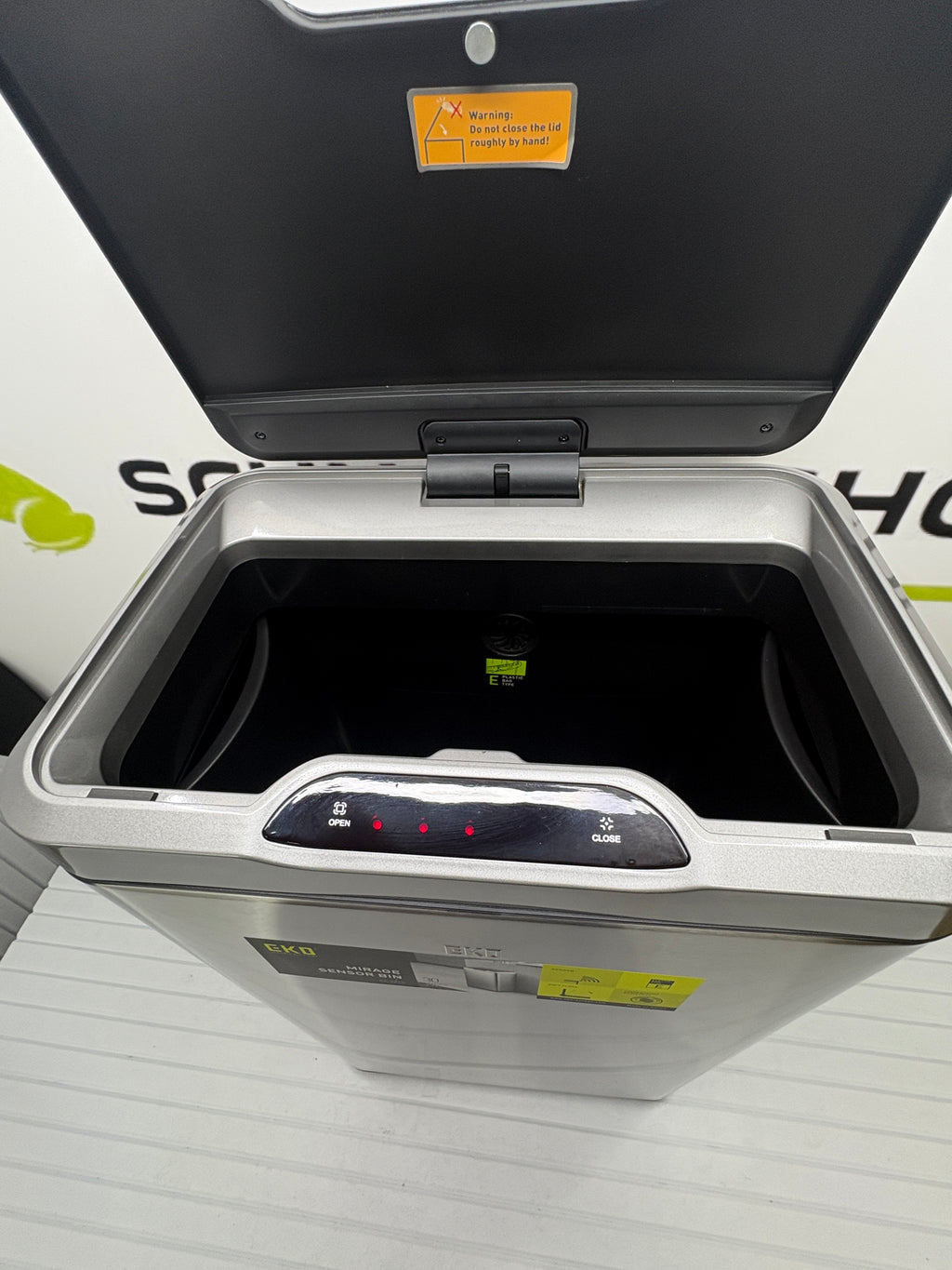 EKO Mirage Sensor Bin EK9278 – 30 Liter Mülleimer