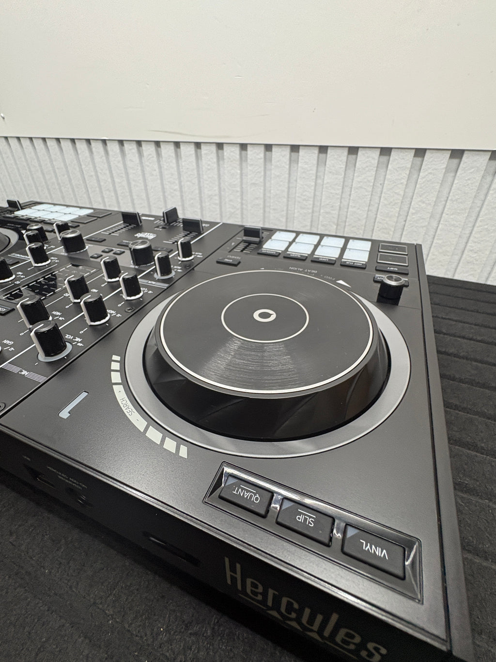 Hercules DJControl Inpulse 500 - Dj Controller für Serato