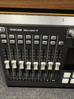 Tascam Mixcast 4 Podcaster, Videocaster, Streamer und Content Creator