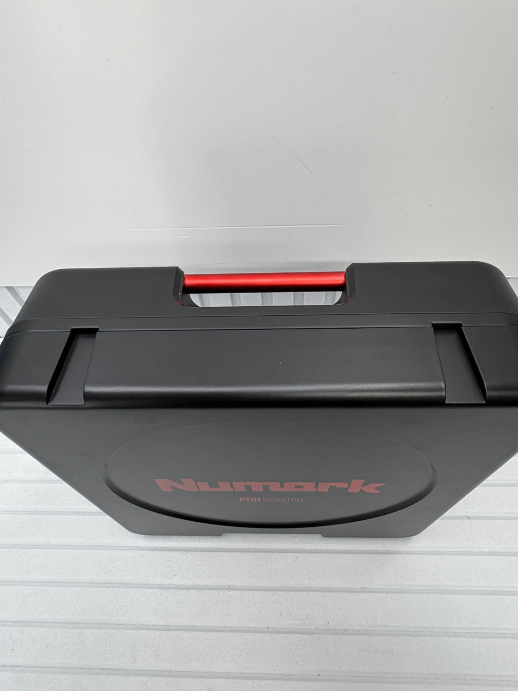 Numark PT01 Scratch – Portabler DJ Plattenspieler