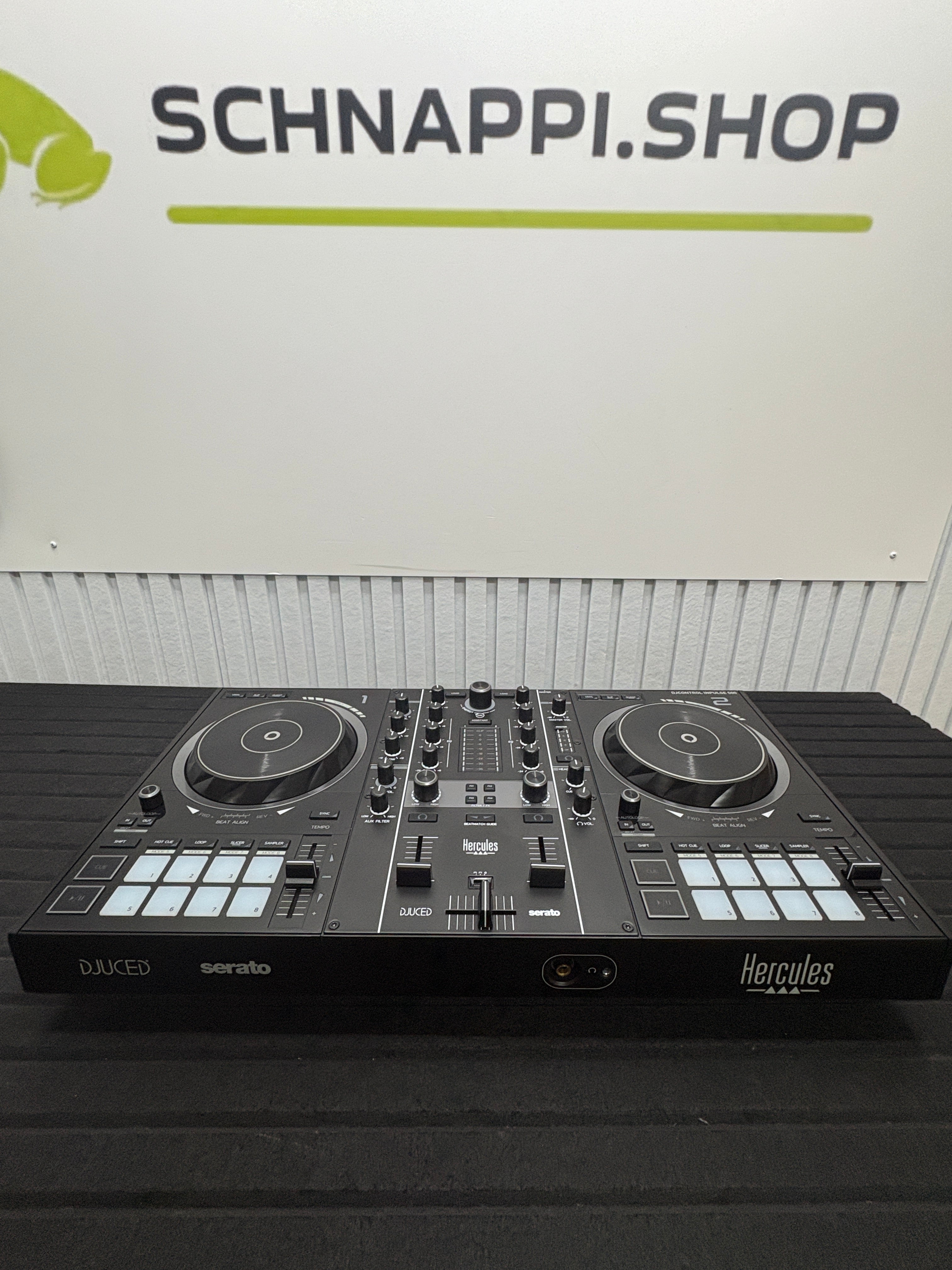 Hercules DJControl Inpulse 500 - Dj Controller für Serato