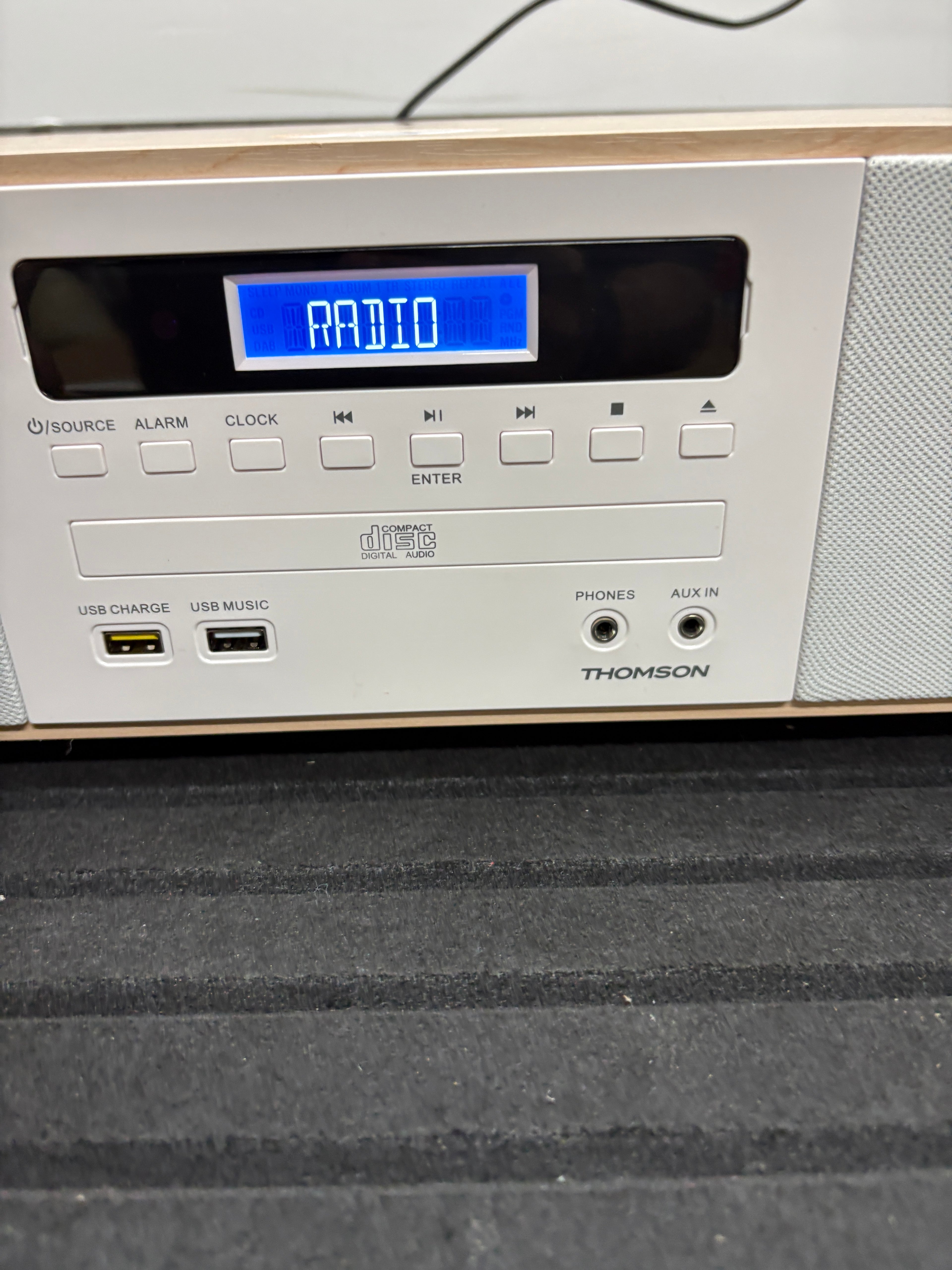 Thomson Micro Anlage CD/MP3/USB FM BT MIC201IBT