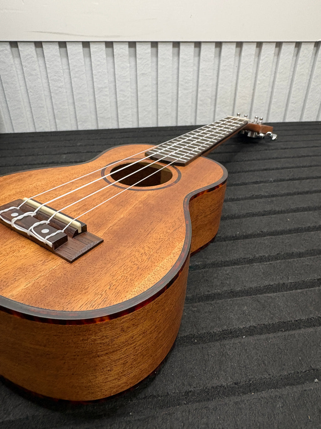 CASCHA HH 2024 Premium Mahogany Soprano Ukulele