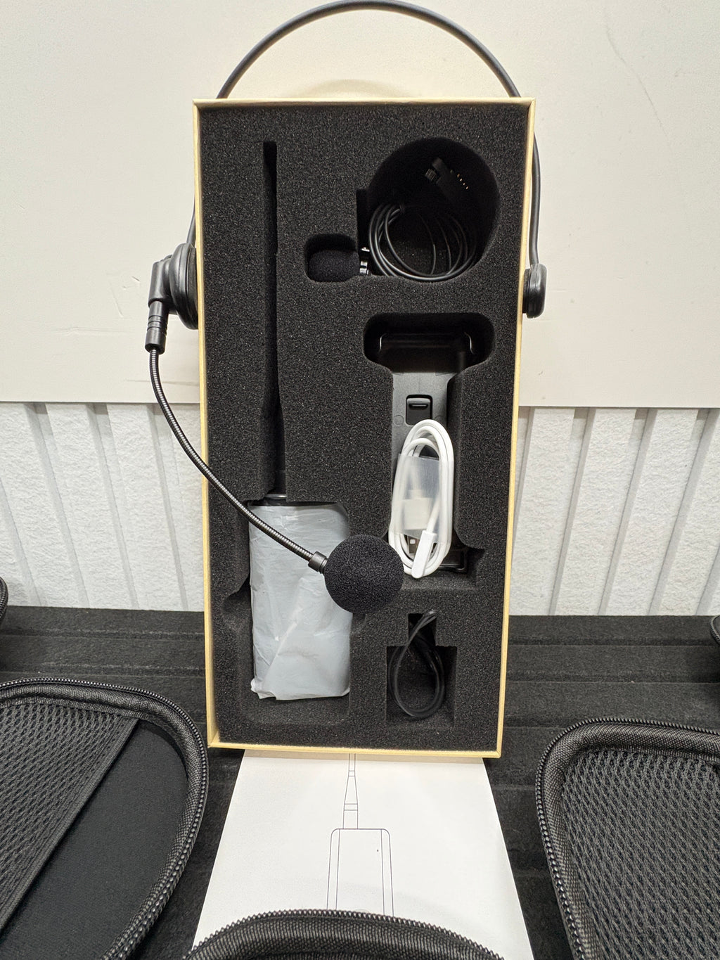 Retekess TT120 Schwimmtrainer-Kommunikator, IP68 Wasserdichte Schwimmkopfhörer Set