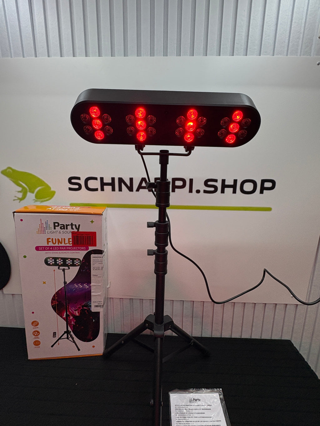 FUNLED - Lichtshow mit 4 Effekten auf Teleskopstativ
