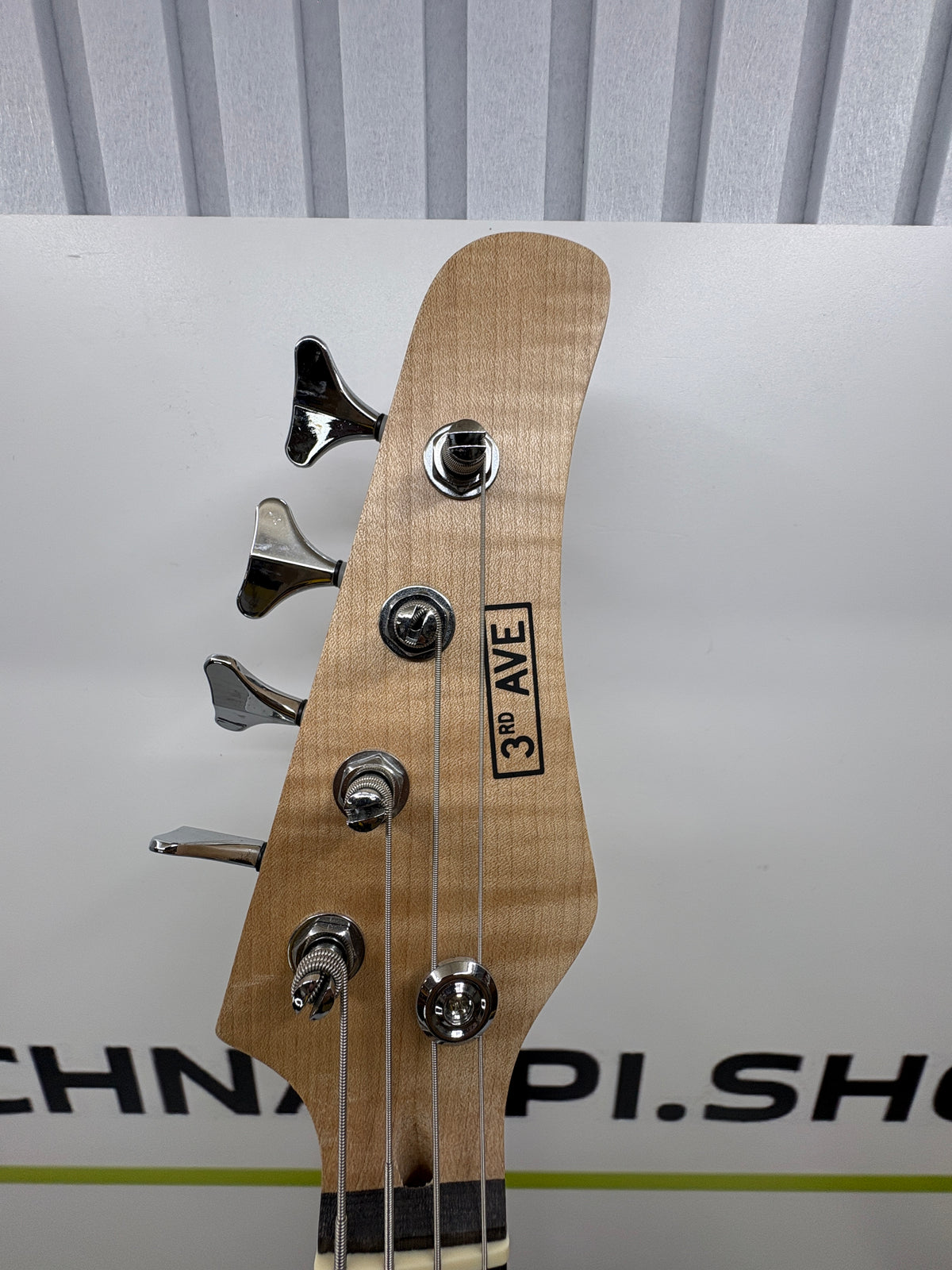 3rd Avenue 3/4 Mini E-Bass – 4 Saiten – Short Scale