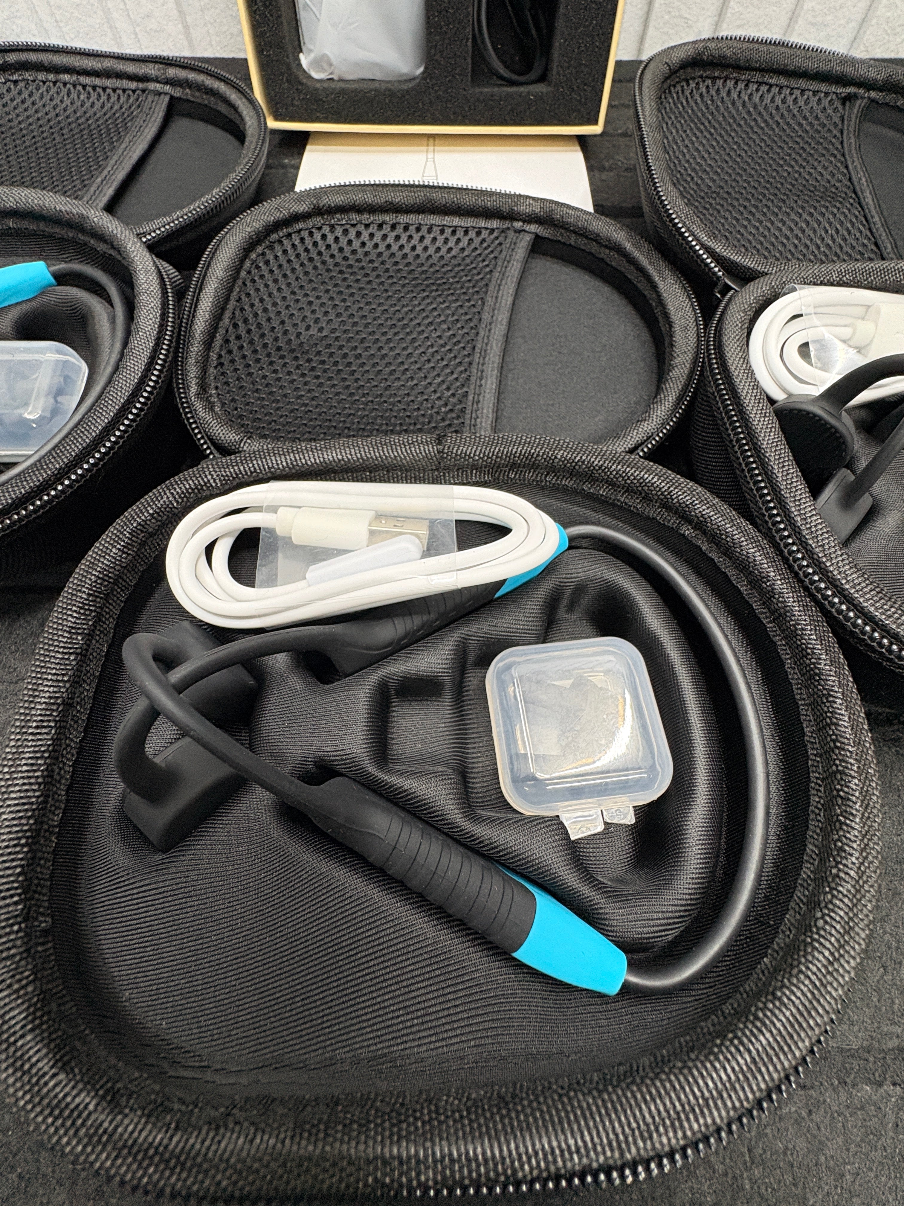 Retekess TT120 Schwimmtrainer-Kommunikator, IP68 Wasserdichte Schwimmkopfhörer Set