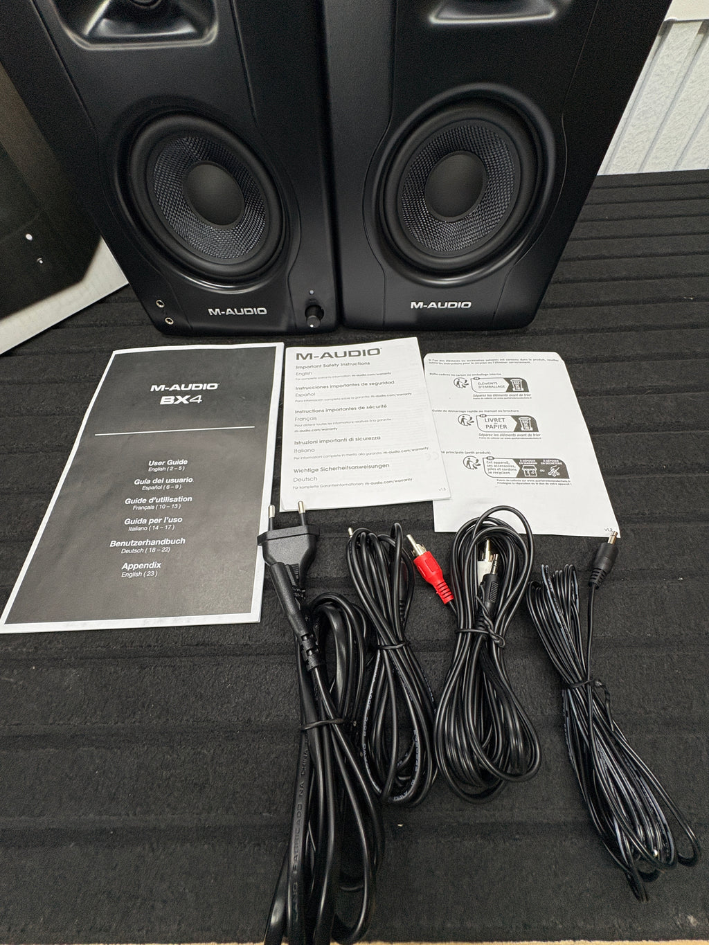 M-Audio BX4 4,5" Multimedia Reference Monitore