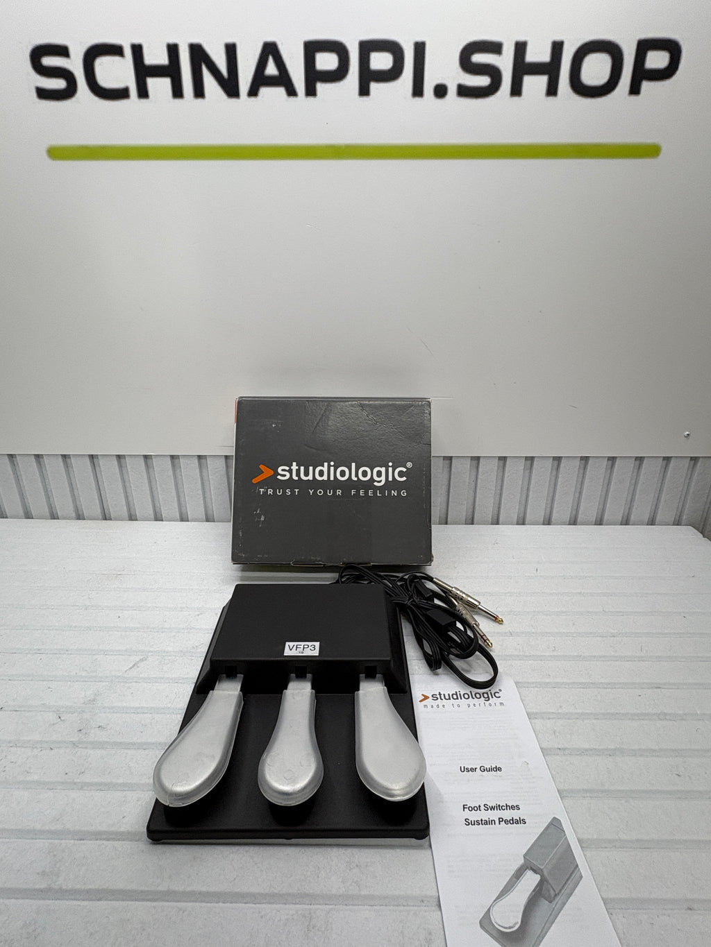 Studiologic VFP 3/15 S – Dreifach-Pedal für Digitalpiano / Keyboard