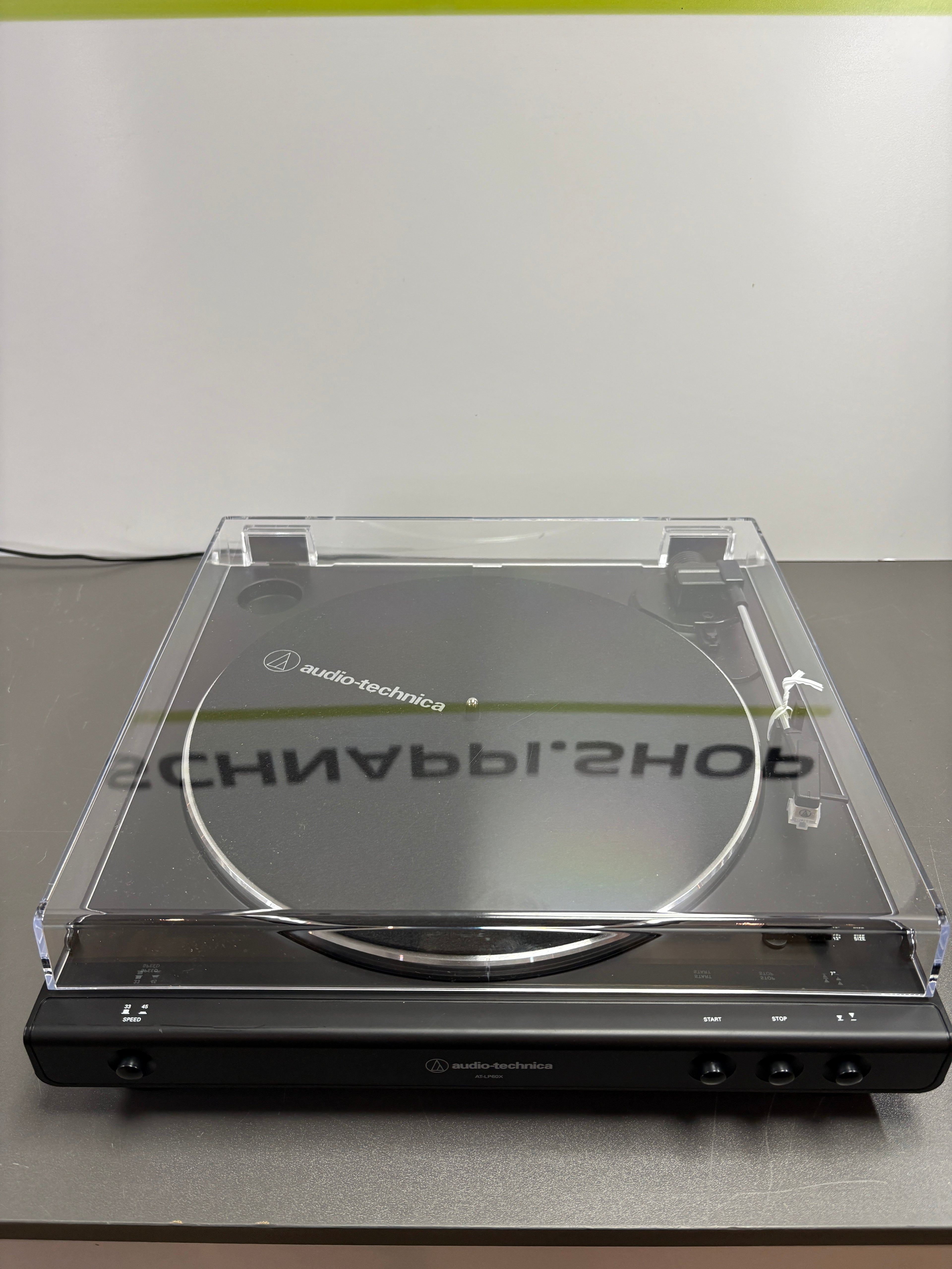 Audio-Technica LP60XBK Plattenspieler
