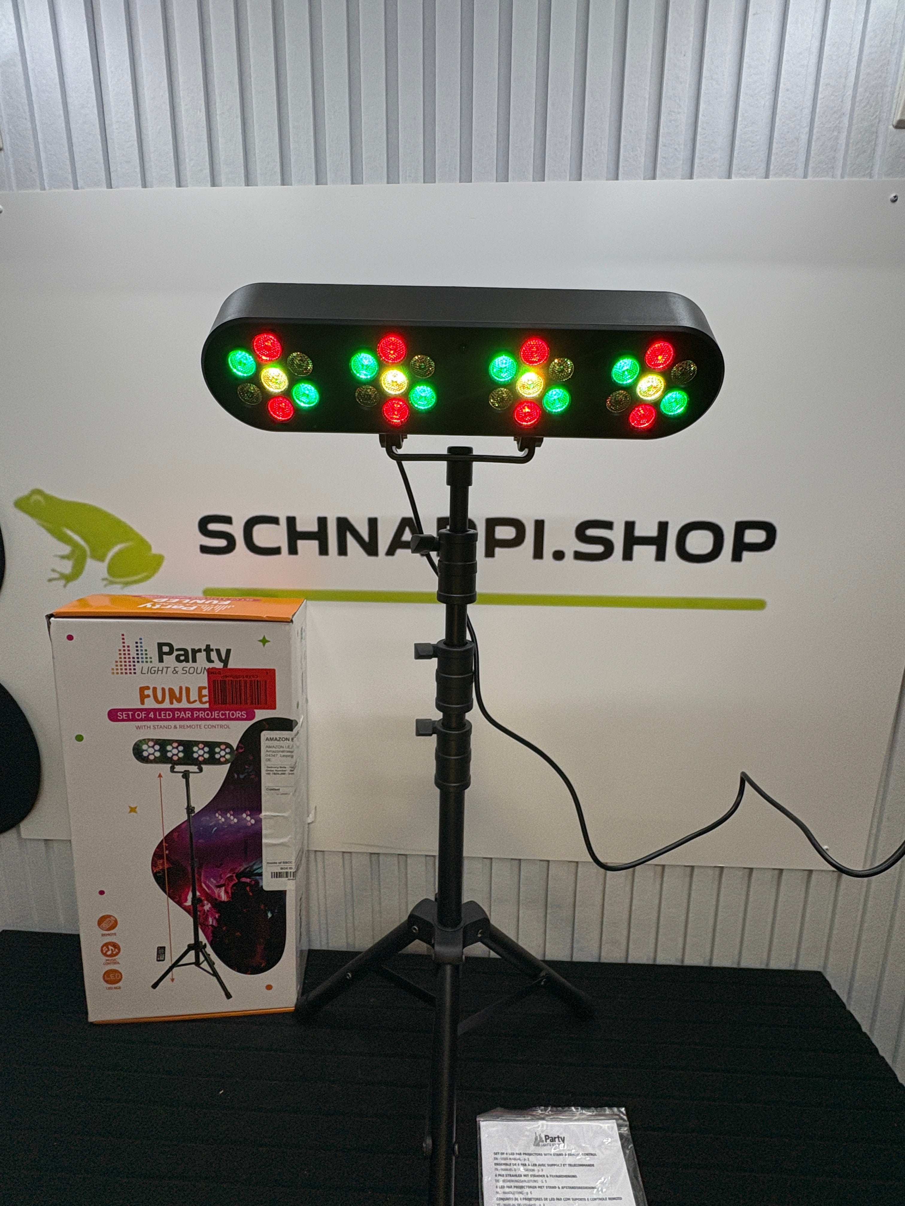 FUNLED - Lichtshow mit 4 Effekten auf Teleskopstativ