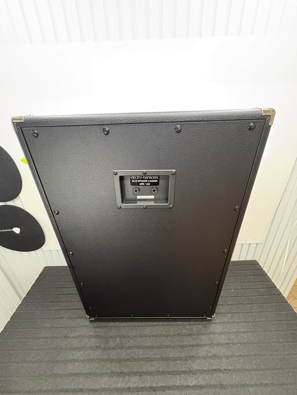 Electro-Harmonix 2x12 Speaker Cabinet 60W / 16Ohm