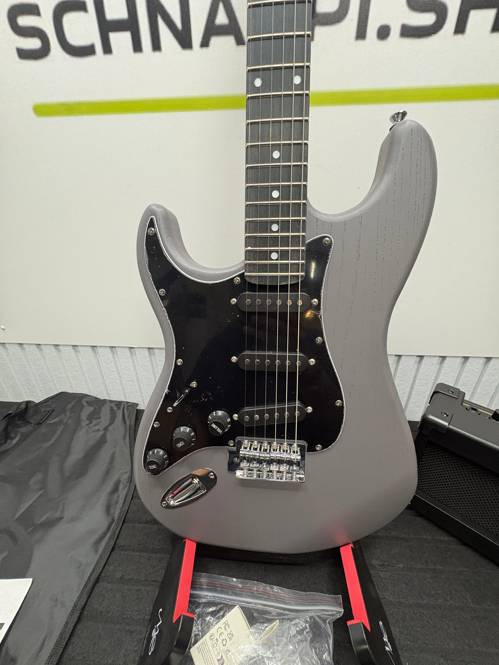 DONNER DST-80 Linkshänder E-Gitarre, 39” Set