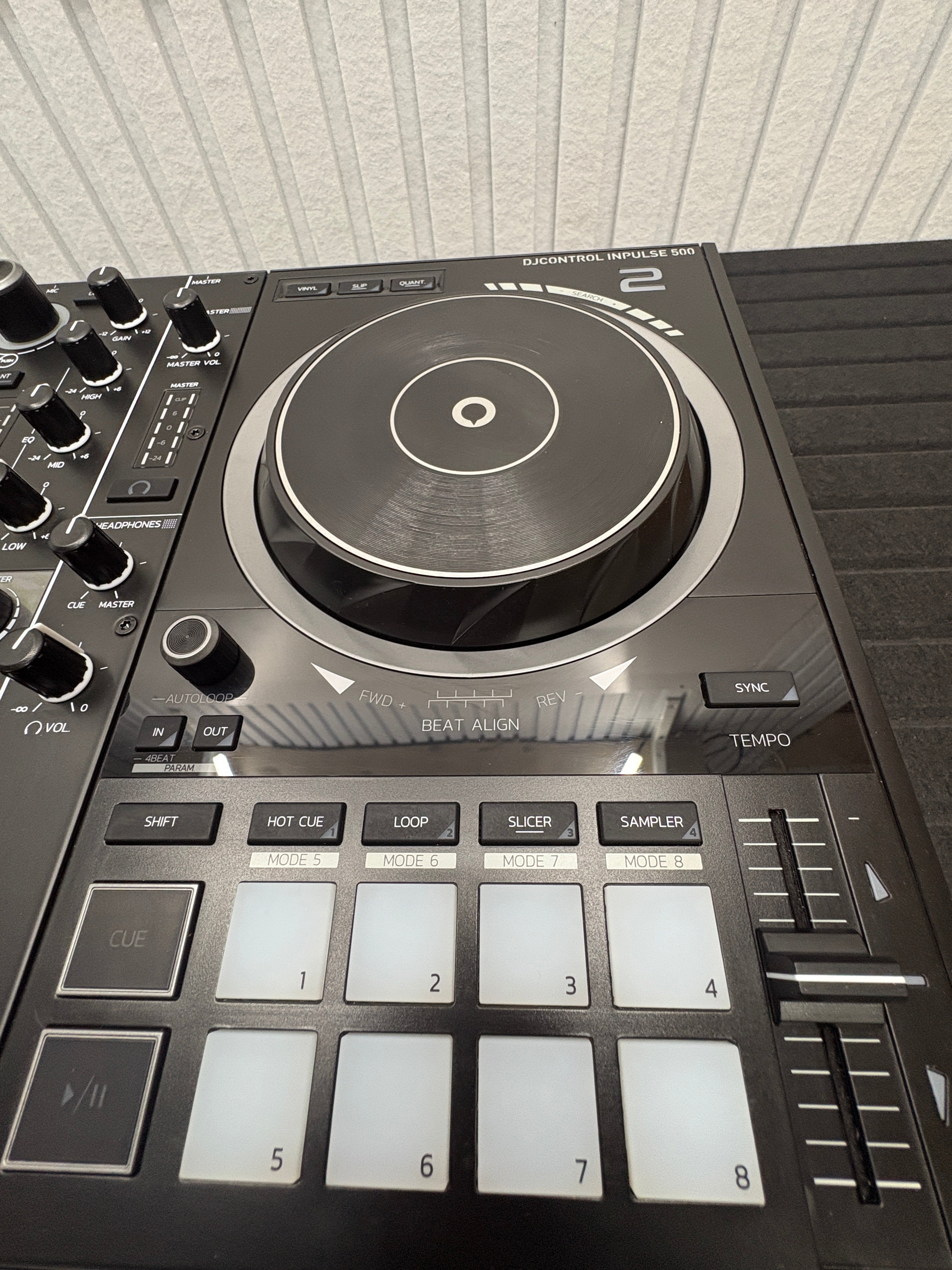 Hercules DJControl Inpulse 500 - Dj Controller für Serato
