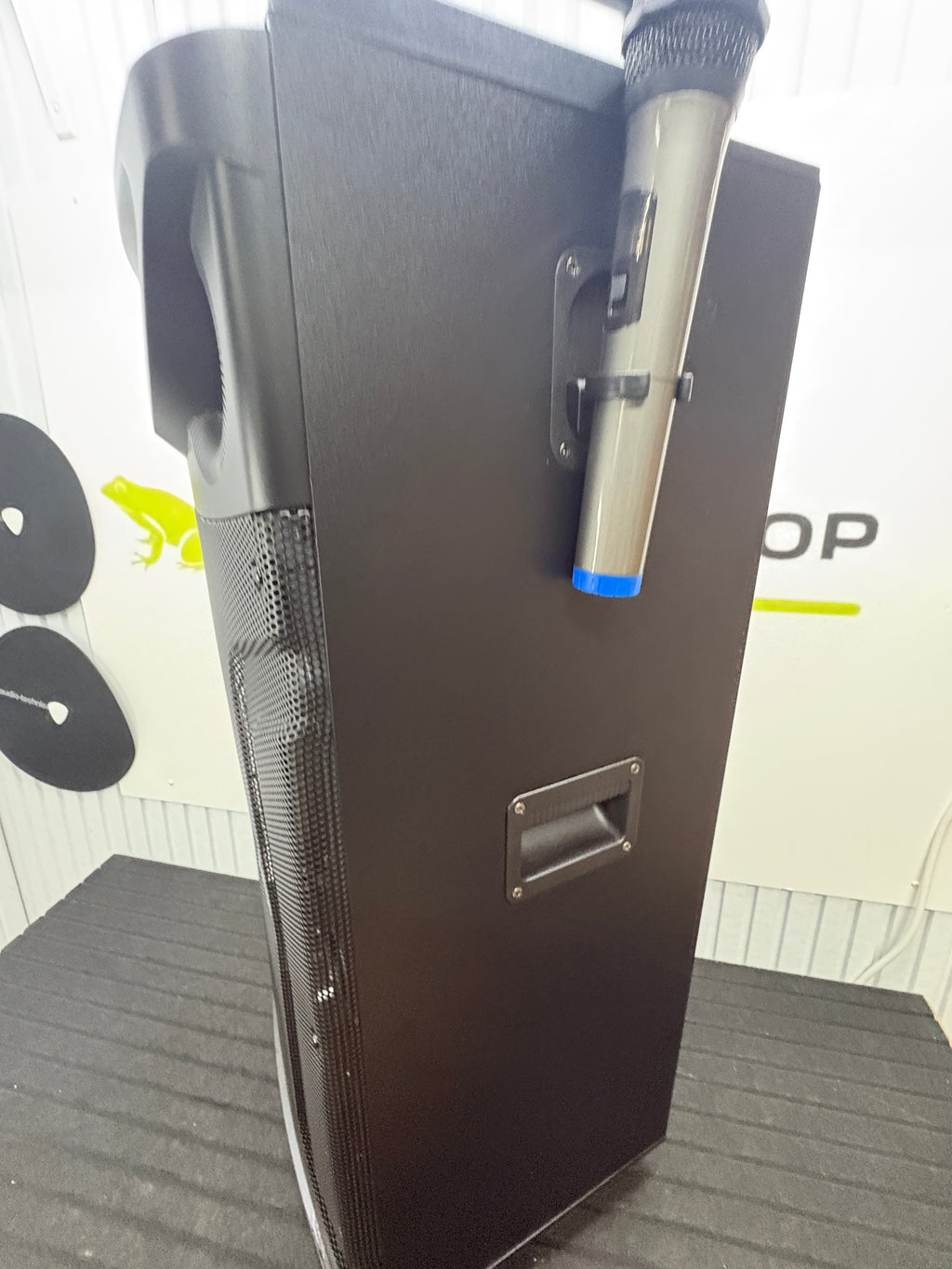 Moukey MTs210-1 Karaoke Lautsprecher mit 2 Funkmikrofonen