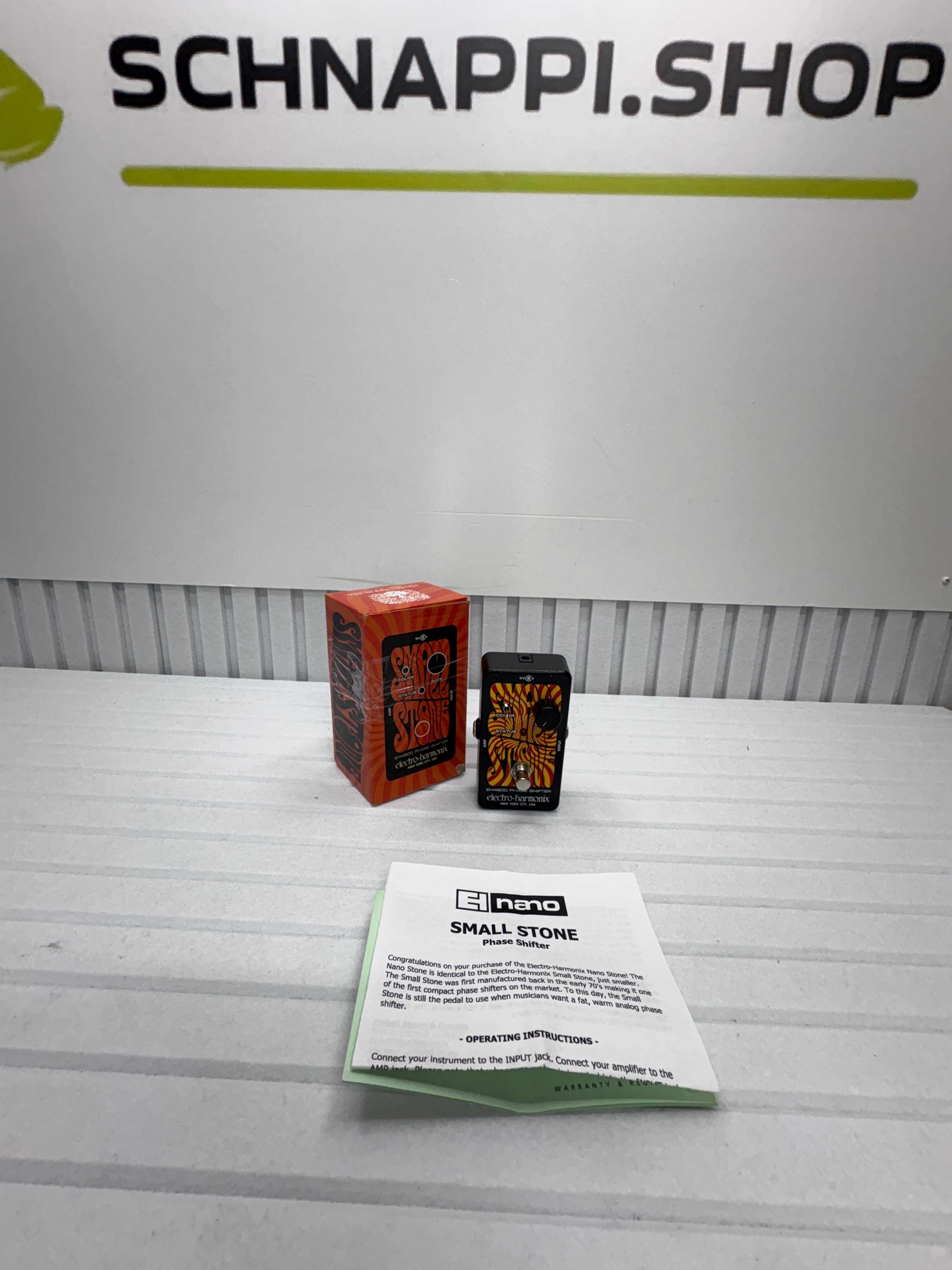 Electro-Harmonix Nano Small Stone EH4800 Phase Shifter