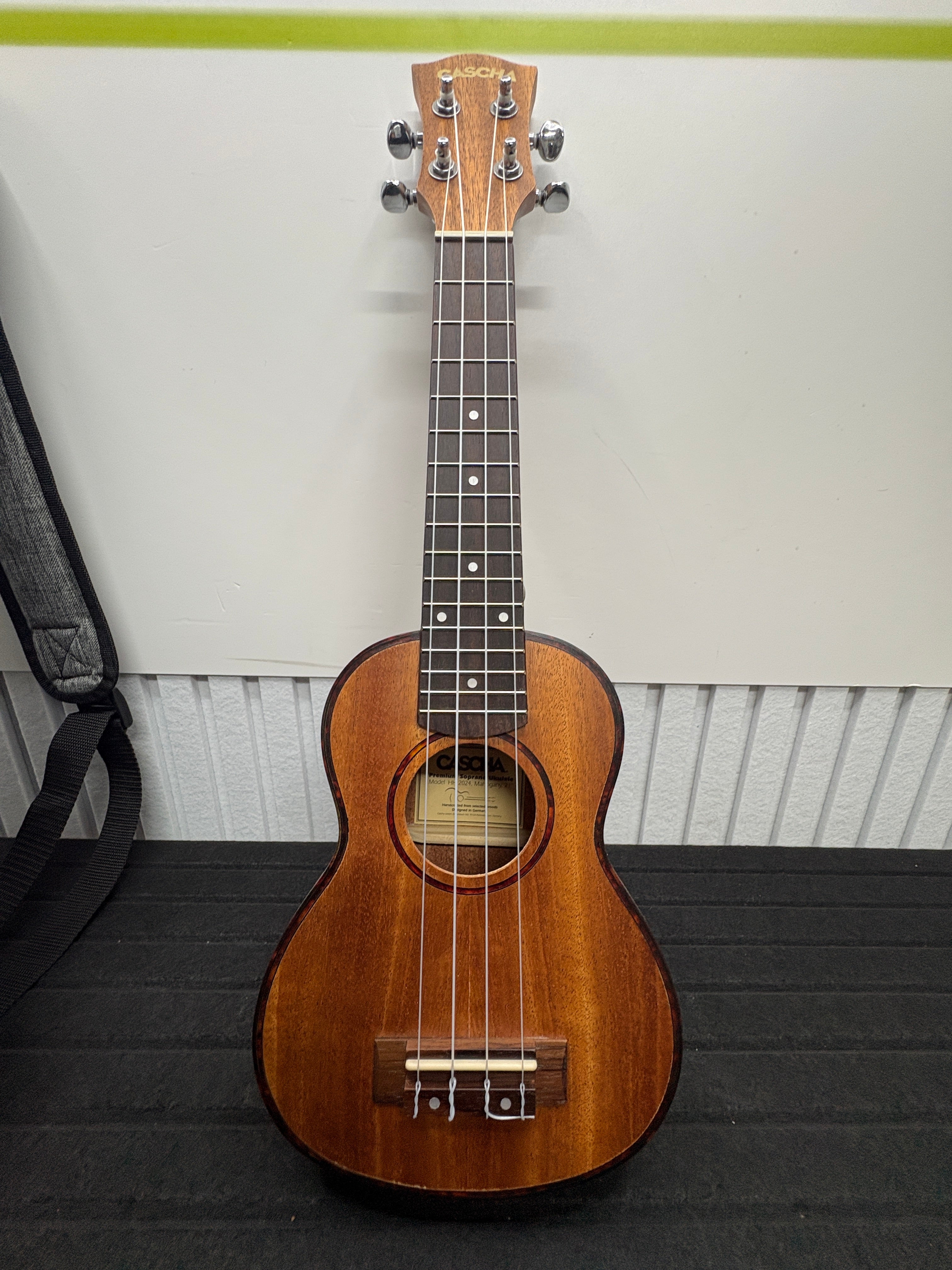 CASCHA HH 2024 Premium Mahogany Soprano Ukulele