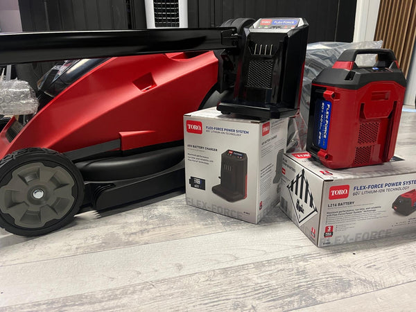 Toro Akku-Rasenmäher eMulticycler Neu A-Ware