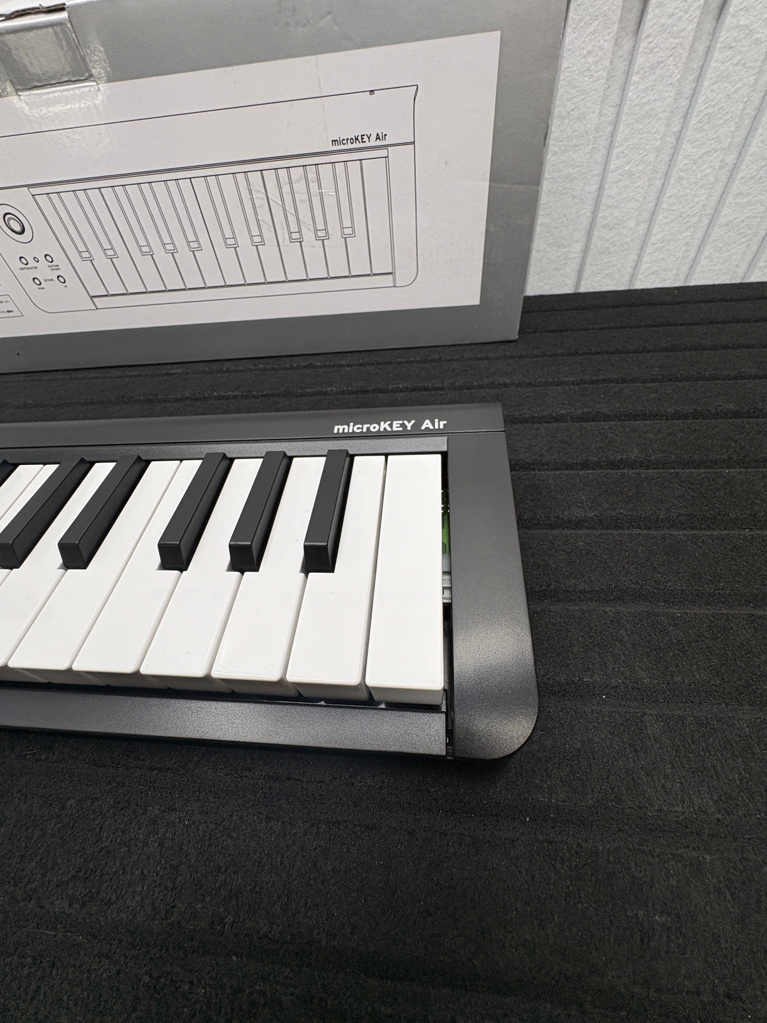 Korg microKEY Air 25 MIDI Keyboard