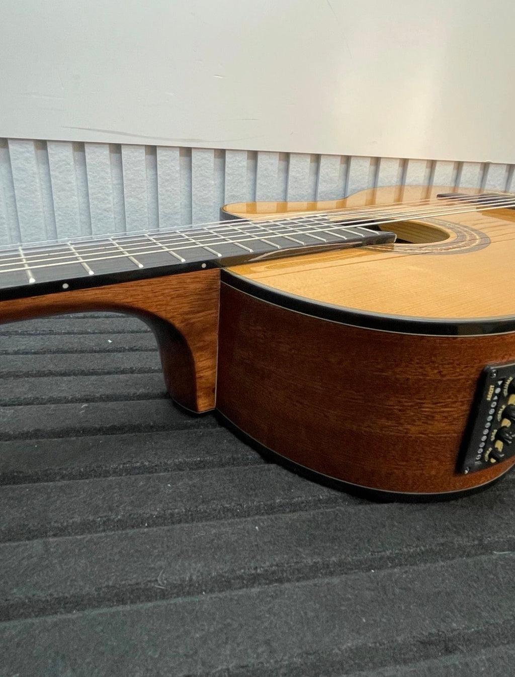 Ibanez GA6CE-AM Classical Series - Electro-Acoustic Guitar