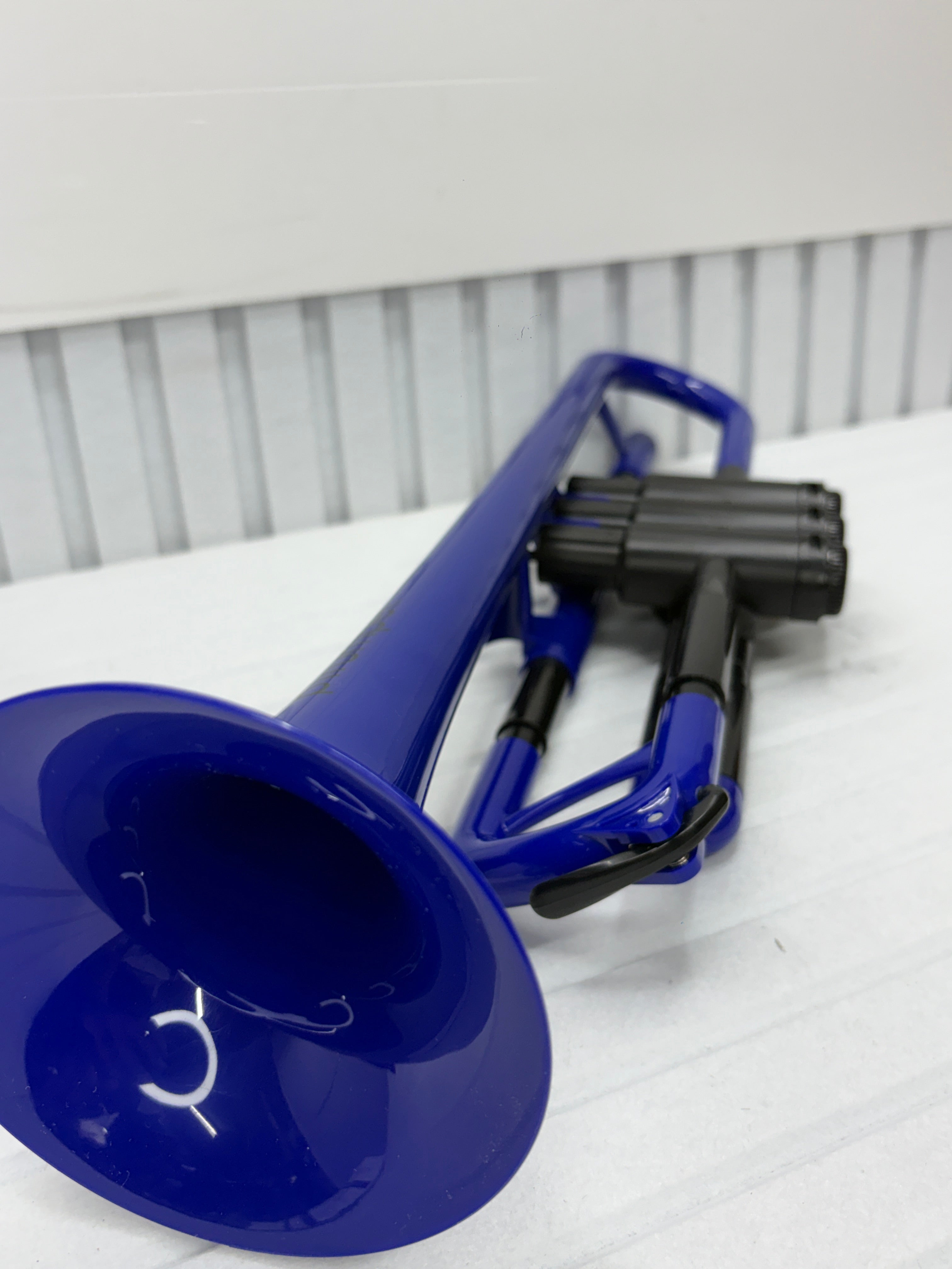 pTrumpet Bb Kunststoff-Trompete Blau – inkl. Tasche