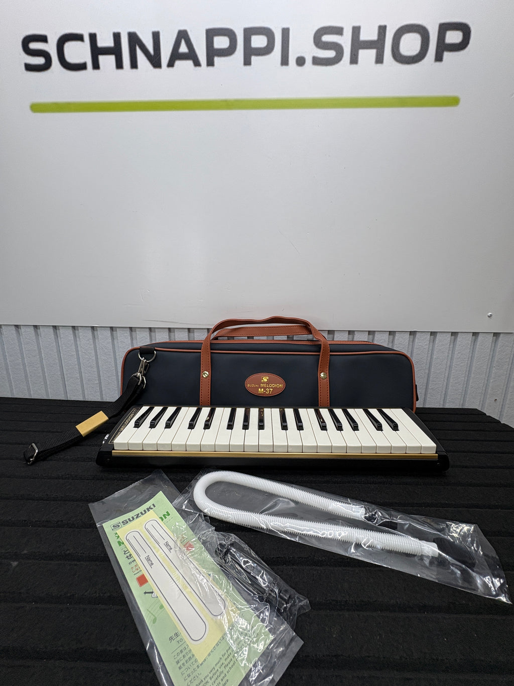 Suzuki Melodion M-37C Tasche + Schlauch