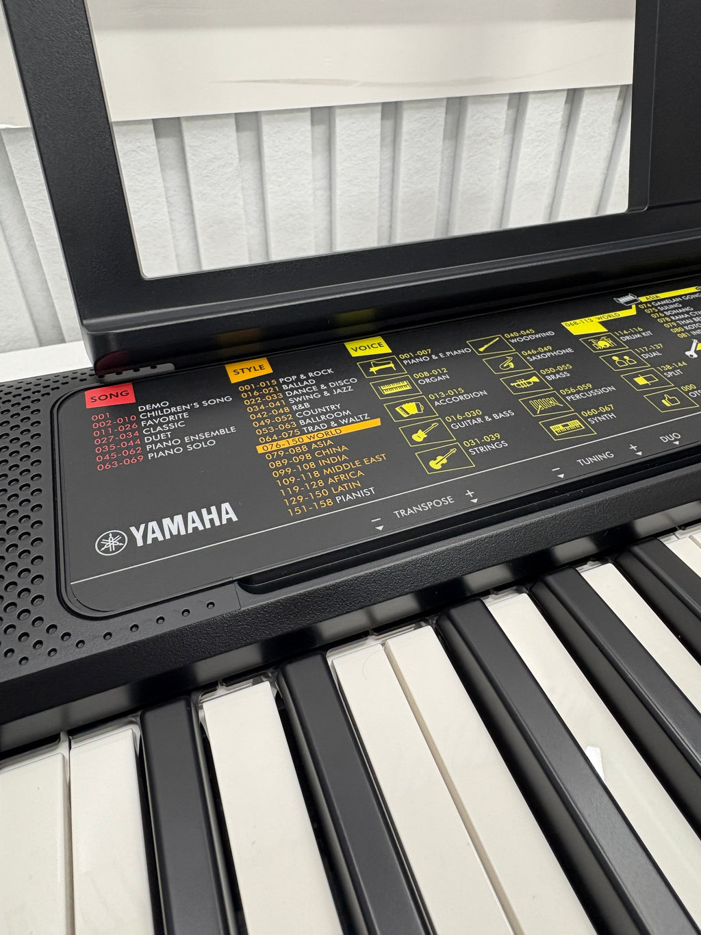 Yamaha PSR-F52 Digital Keyboard 61 Tasten