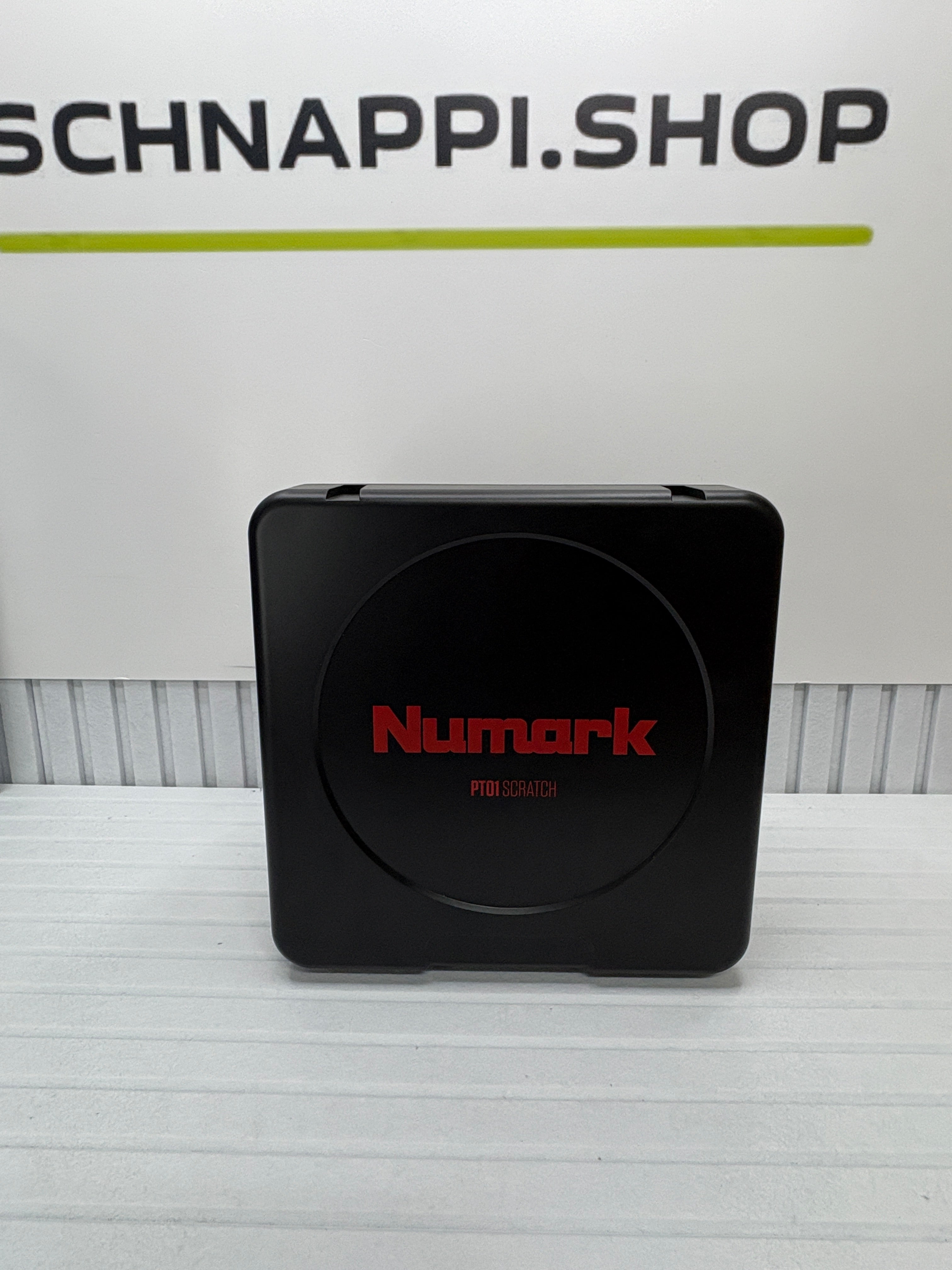 Numark PT01 Scratch – Portabler DJ Plattenspieler
