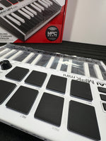 Akai Professional MPK Mini MK3 - USB MIDI Keyboard Controller Limited Edition White