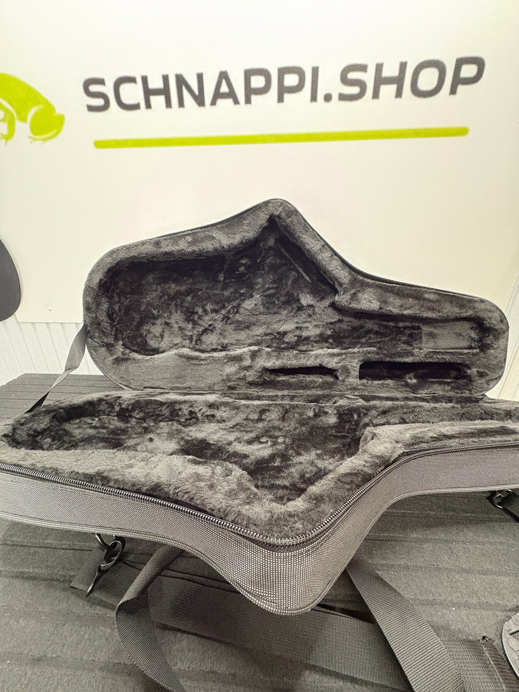 Gator Cases für Tenorsaxophon (GL-TENOR-SAX-A)