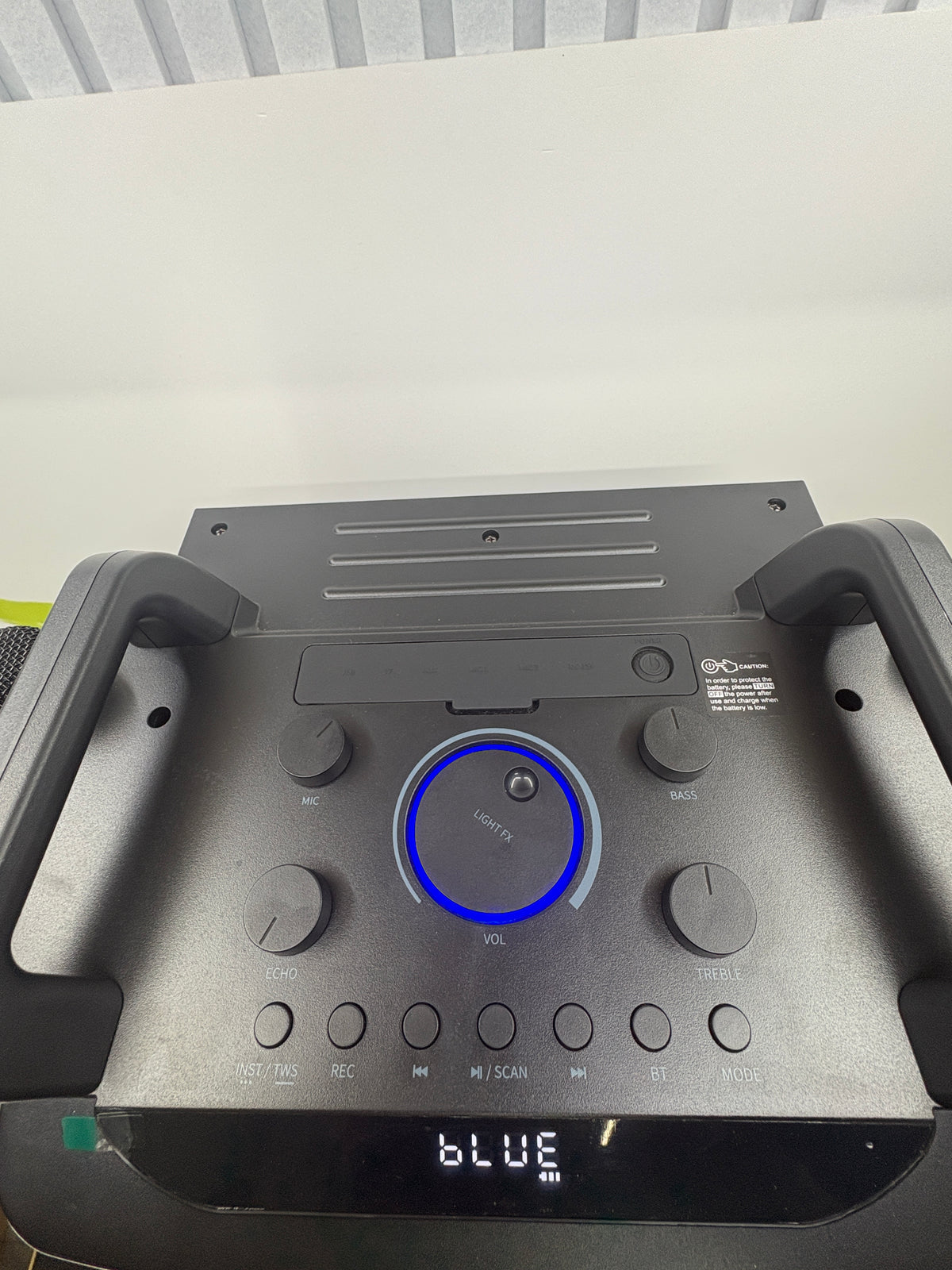 Moukey MTs210-1 Karaoke Lautsprecher mit 2 Funkmikrofonen