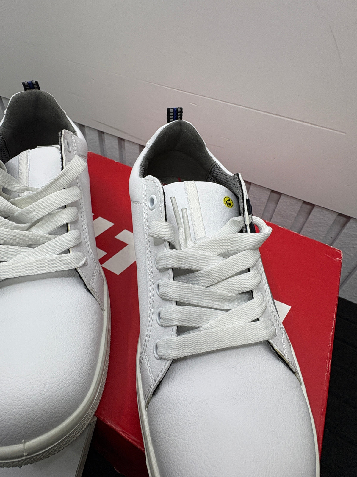 ELTEN GHOST Low ESD S3 Sicherheitsschuhe – Größe 38