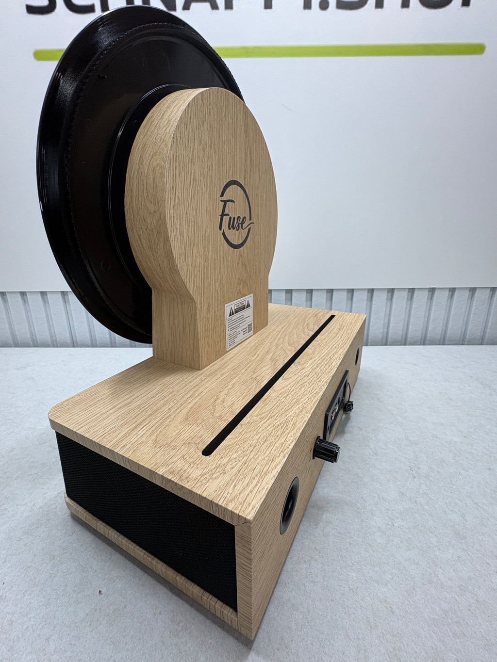 Fuse Vertikaler Plattenspieler Vinyl-Player BT, FM