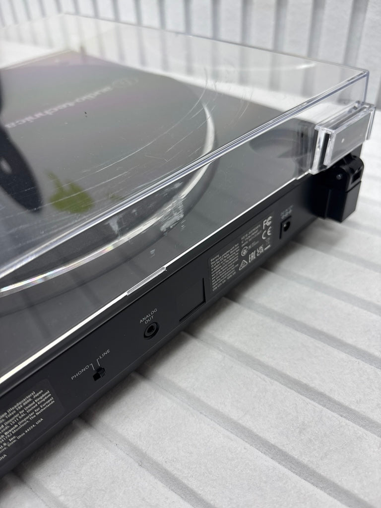 Audio-Technica LP60XBTBK Vollautomatischer Stereo-Plattenspieler