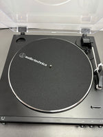 Audio-Technica LP60XBK Vollautomatischer Stereo-plattenspieler mit Riemenantrieb Schwarz