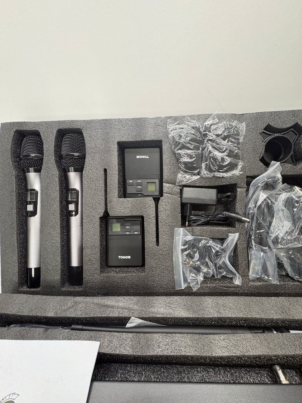 TONOR TW842 UHF Funkmikrofon Set