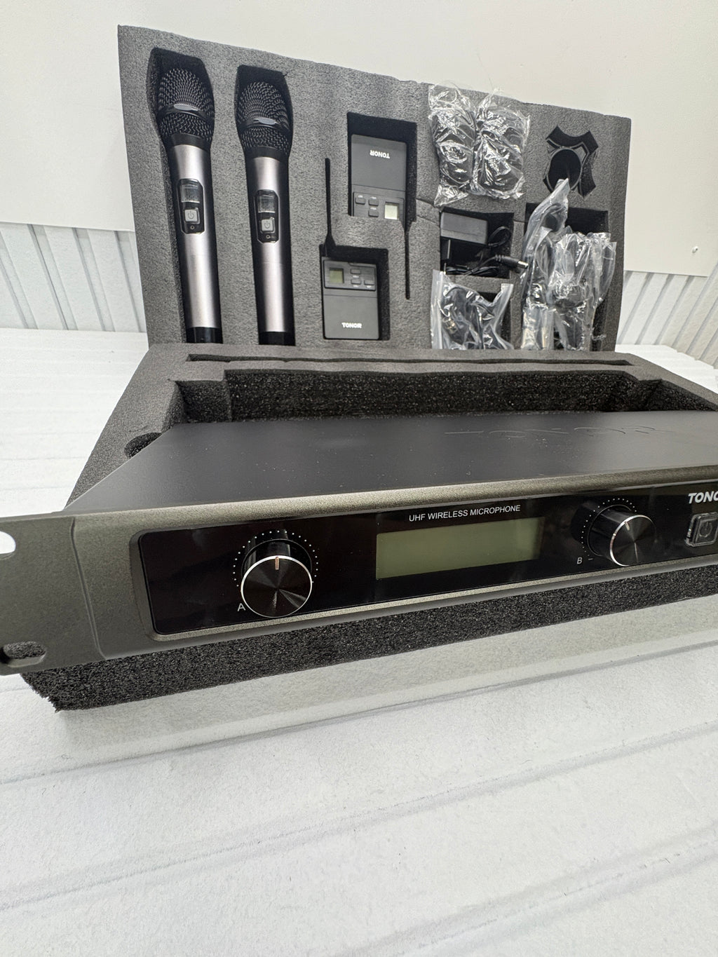 TONOR TW842 UHF Funkmikrofon Set
