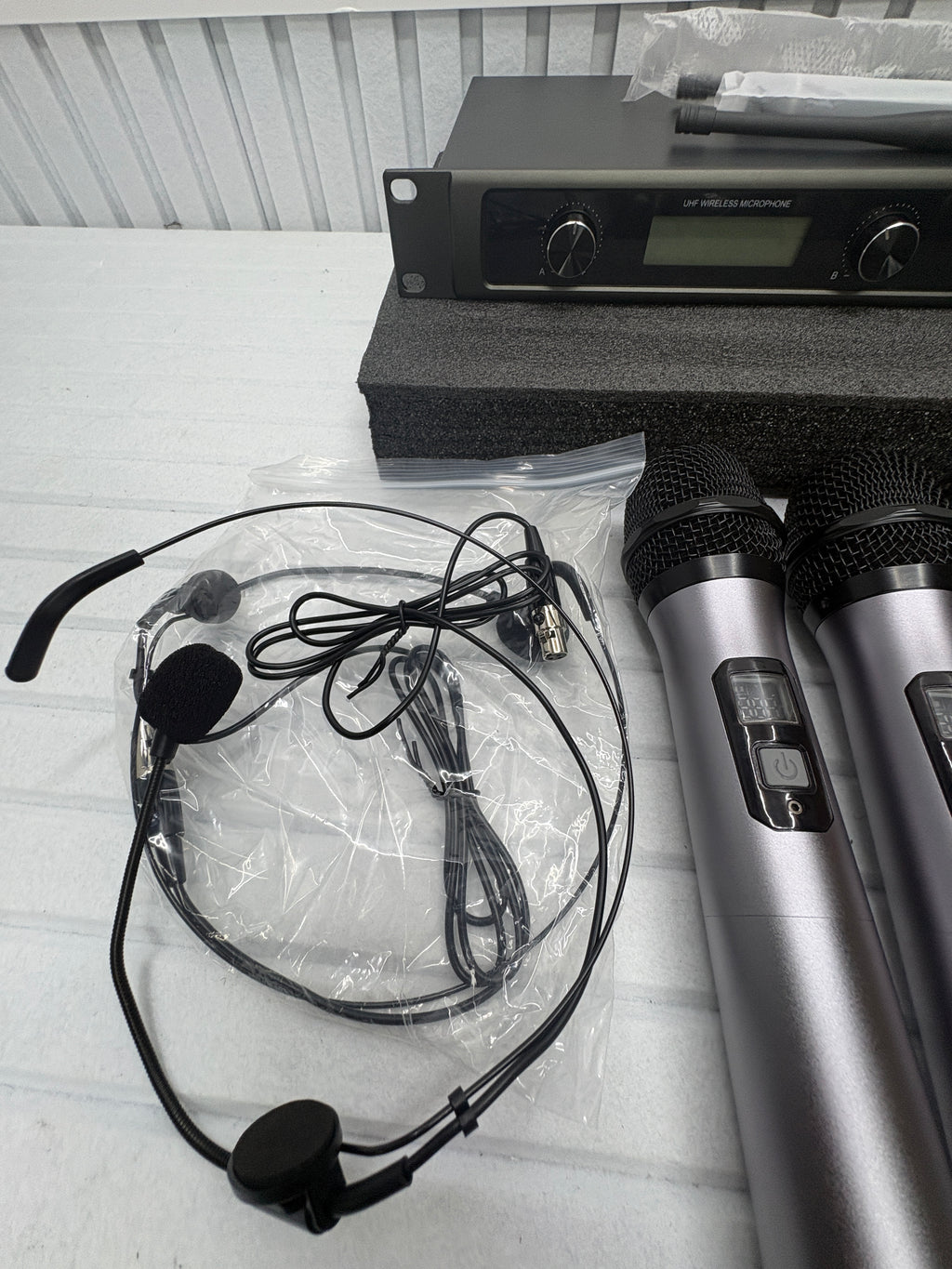 TONOR TW842 UHF Funkmikrofon Set